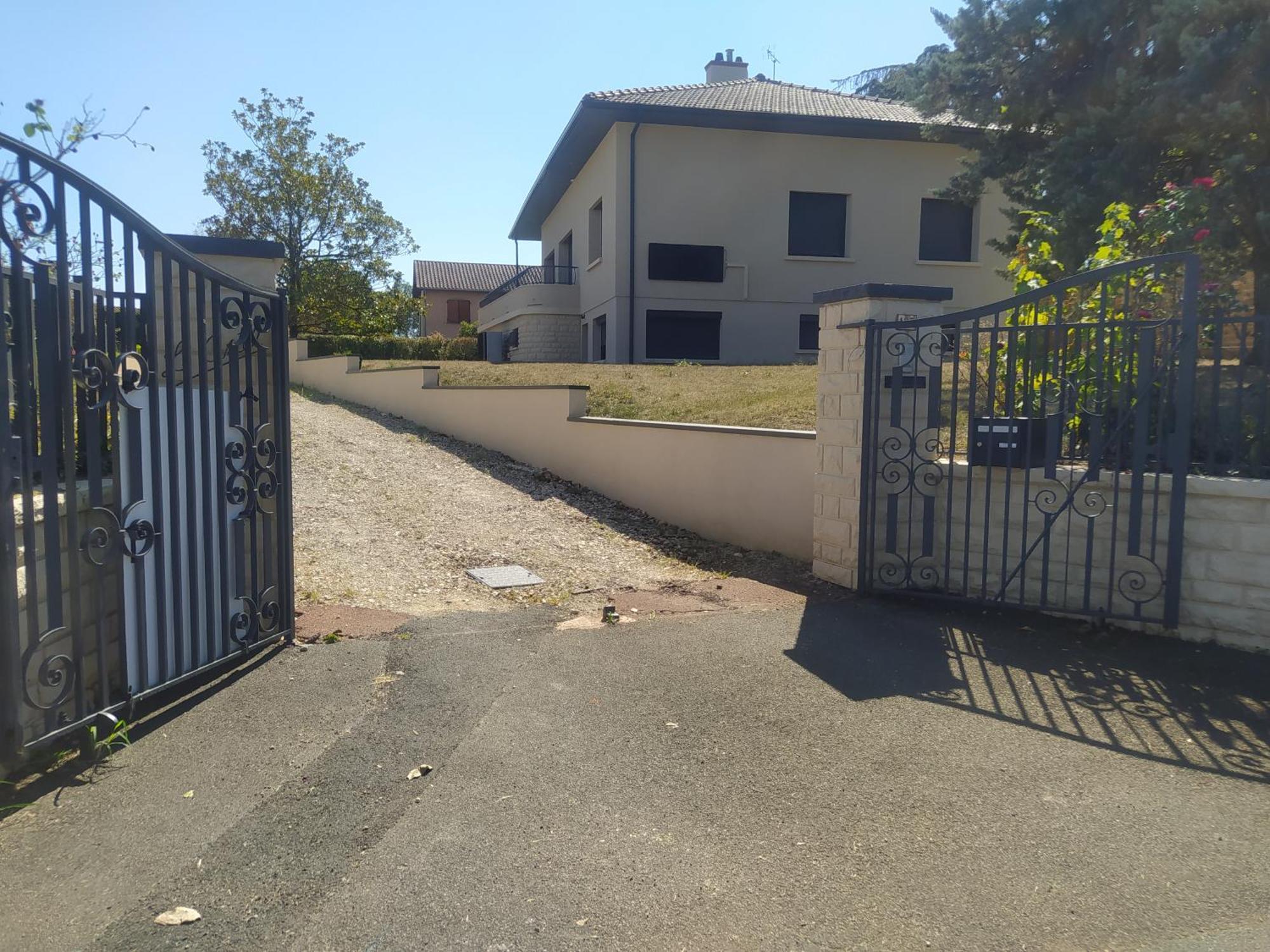 Suite Mansardee Independante, 25Min Lyon-Villefranche Chazay-d'Azergues 외부 사진