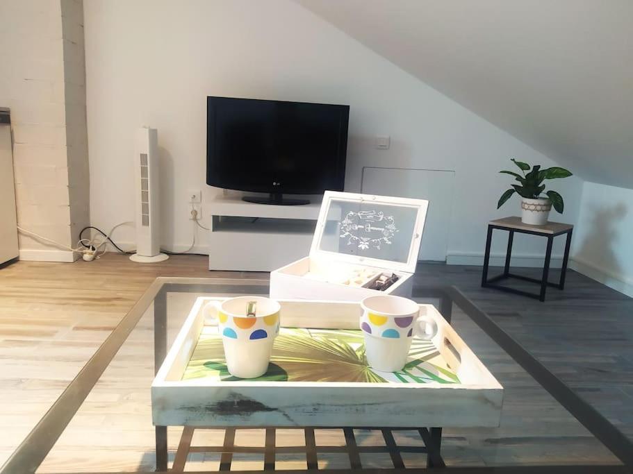 Suite Mansardee Independante, 25Min Lyon-Villefranche Chazay-d'Azergues 외부 사진